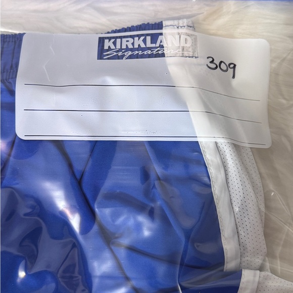 Nike Women's Athletic Shorts in Blue and White size M - Picture 9 of 9